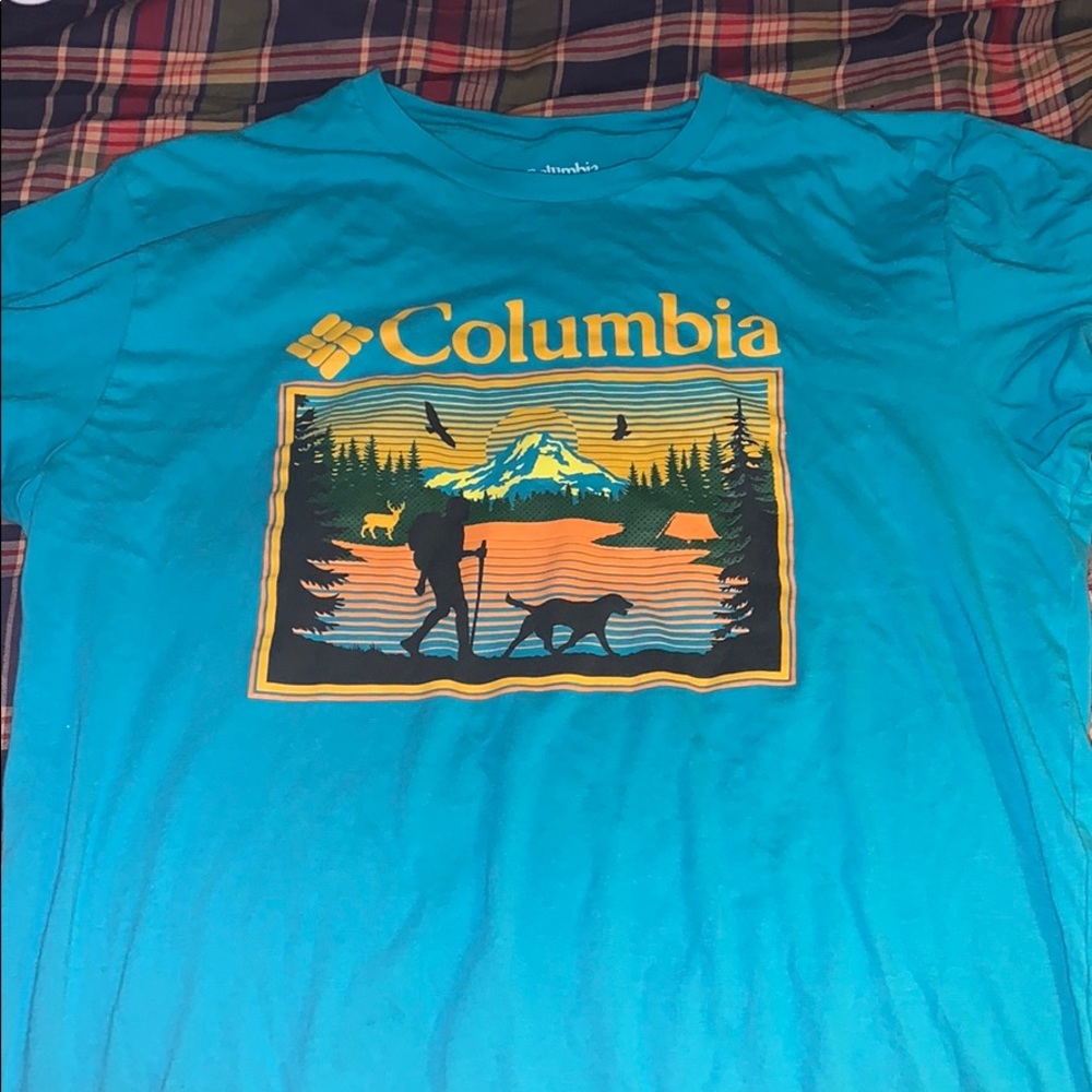 Columbia t shirt size L